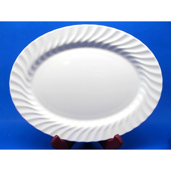 Johnson Brothers Regency White 11 5/8" Oval Platter 2 Dessert Plates 1 Saucer EC - Picture 1 of 11